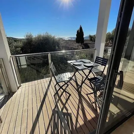 La Rondina Vue Mer, Piscine Et à Pied.