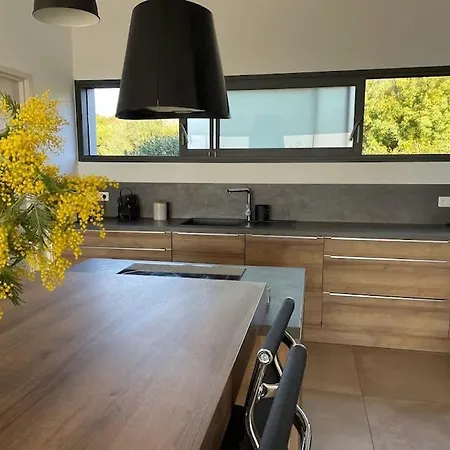 La Rondina Vue Mer, Piscine Et A Pied.