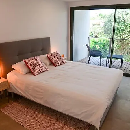 La Rondina Vue Mer, Piscine Et A Pied.