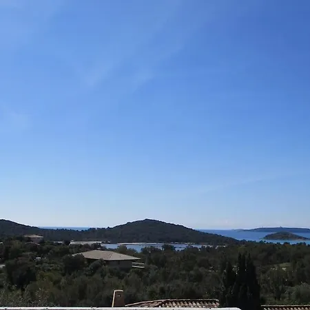 La Rondina Vue Mer, Piscine Et A Pied.