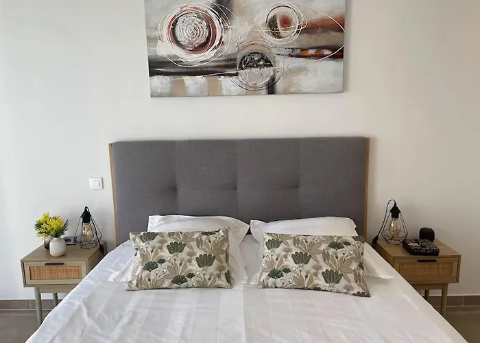 La Rondina Vue Mer, Piscine Et A Pied. Zonza