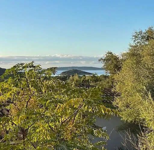 Vila La Rondina Vue Mer, Piscine Et A Pied. *