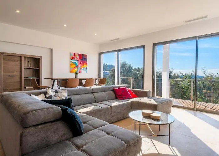 Vila La Rondina Vue Mer, Piscine Et A Pied. *