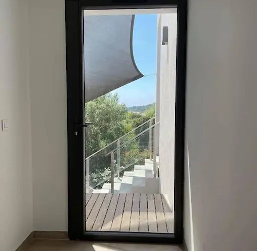 Vila La Rondina Vue Mer, Piscine Et A Pied.